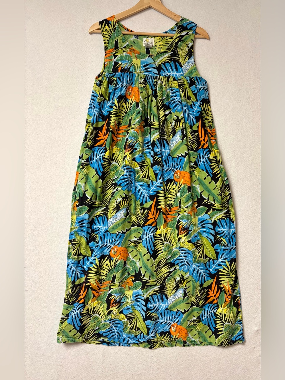 Vintage Daffodil Tropical Parrot Botanical Bird Print 100% Cotton Pockets
Large